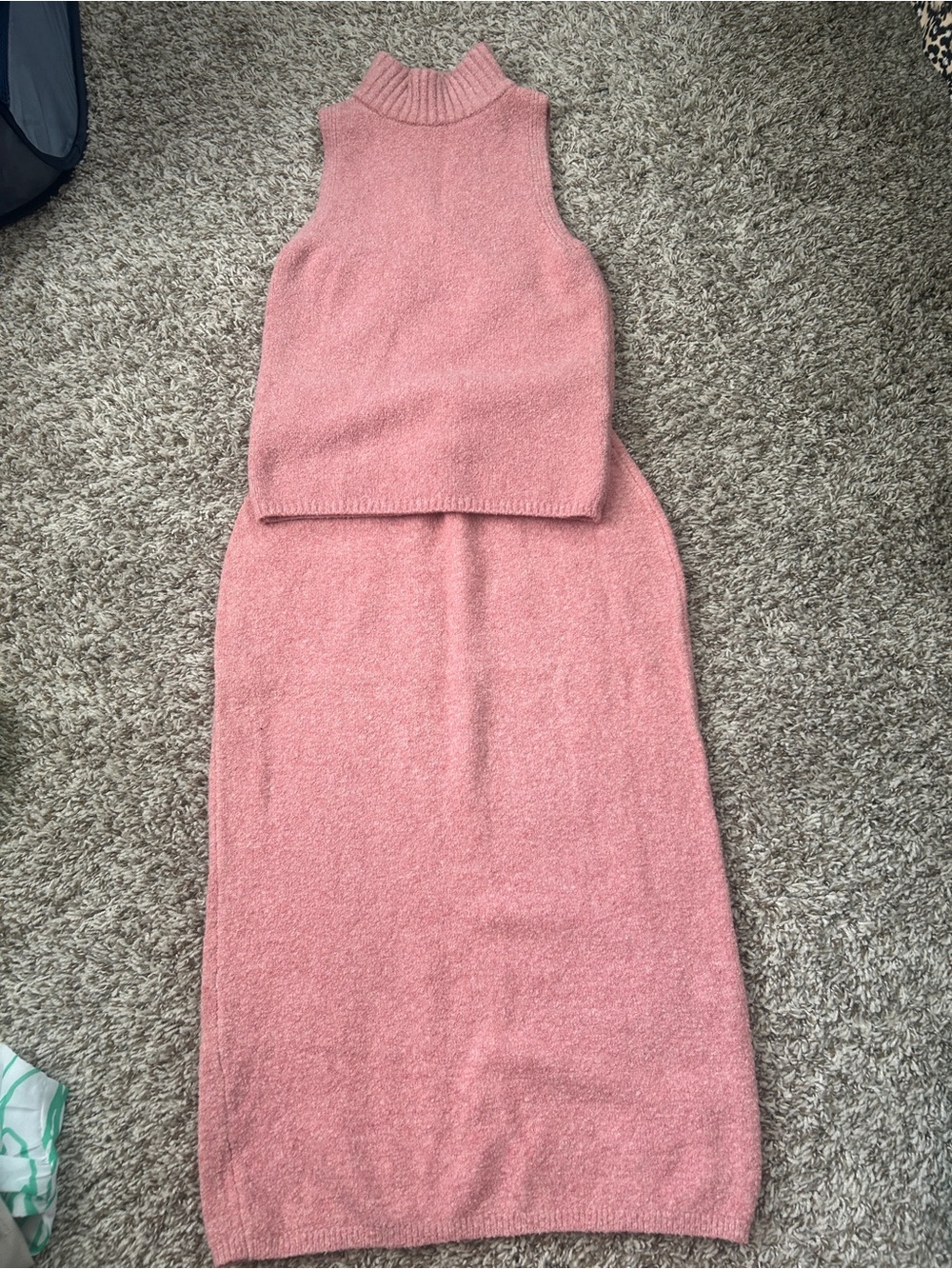 Express Dusty Rose Sleeveless Mock Neck Set